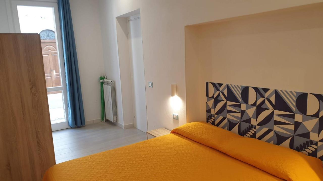 Mami Holiday House カステッランマーレ・デル・ゴルフォ エクステリア 写真